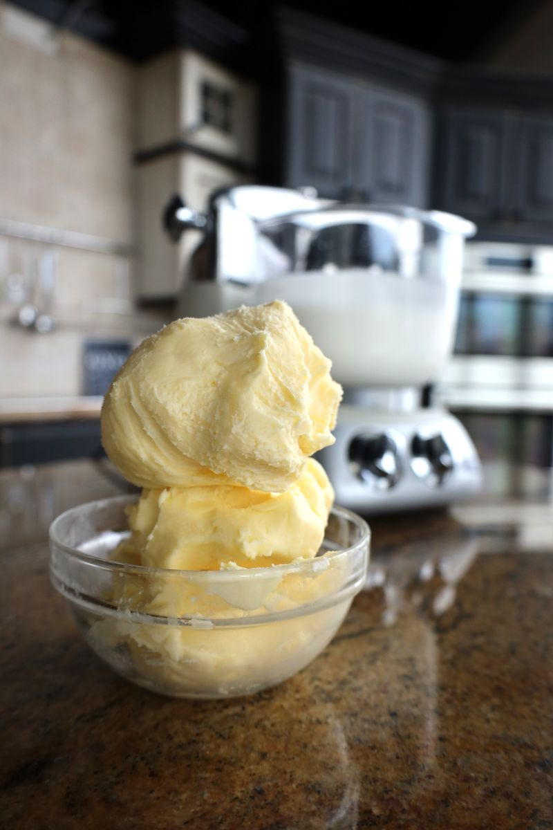 How to Make Homemade Butter