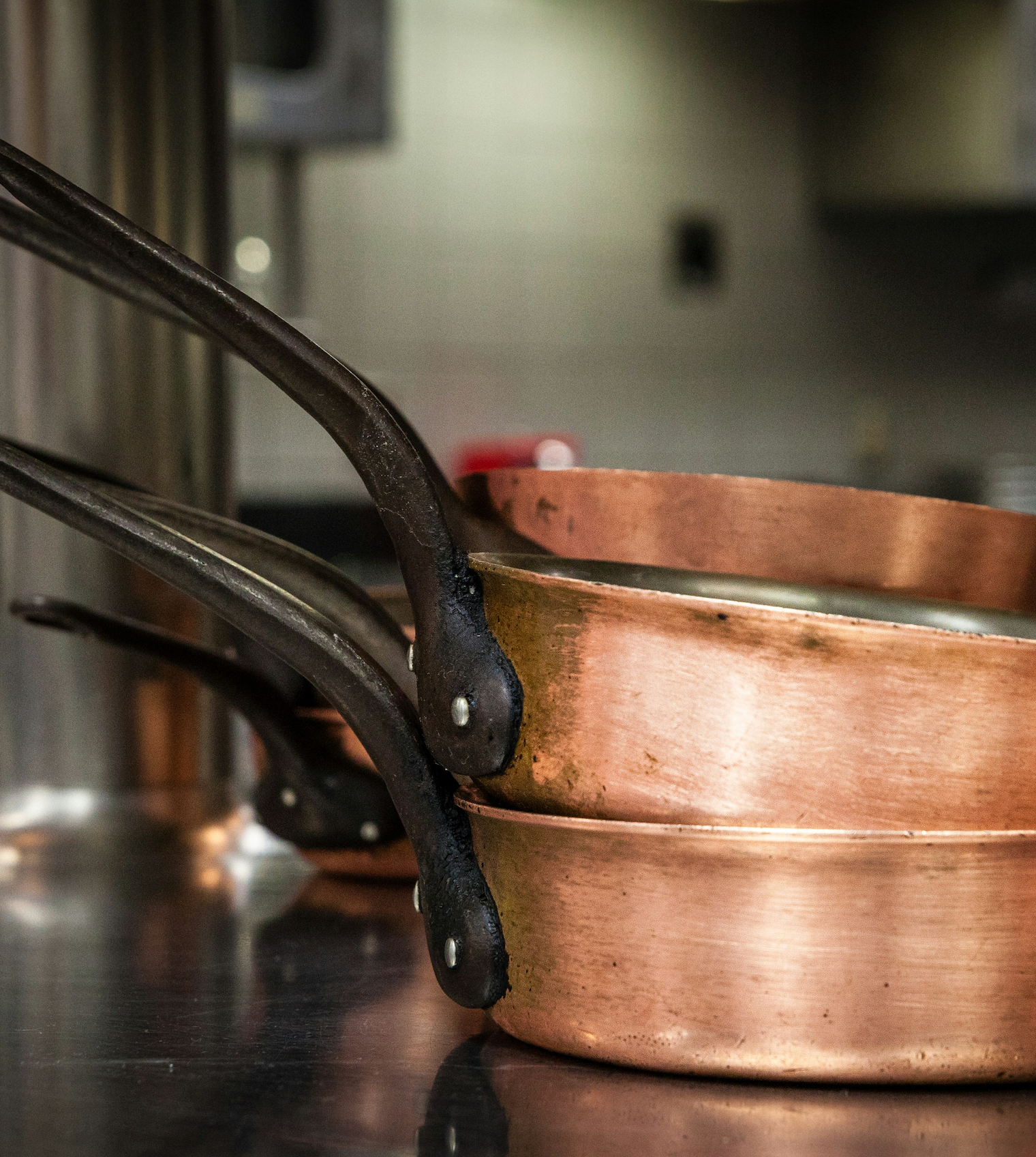 Fry Pans & Skillets